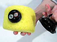 vibrating sponge battery compartment